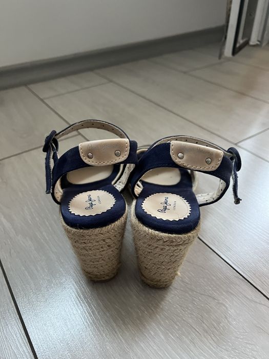 Дамски сандали на платформа Pepe Jeans