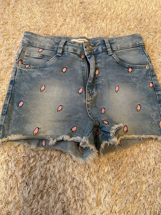 Pantaloni scurti fete reserved