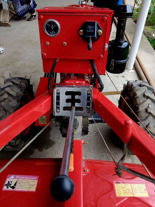 Zubr 1100 motoblok