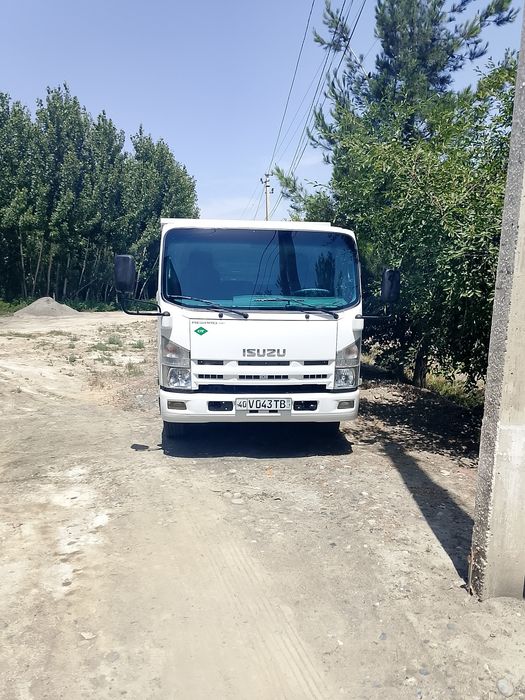 ISUZU sotiladi yili 2011