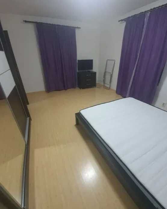 Дава се под наем Едностаен апартамент в Пловдив, Център - 45 кв.м за 188.7 € - Снимка #1