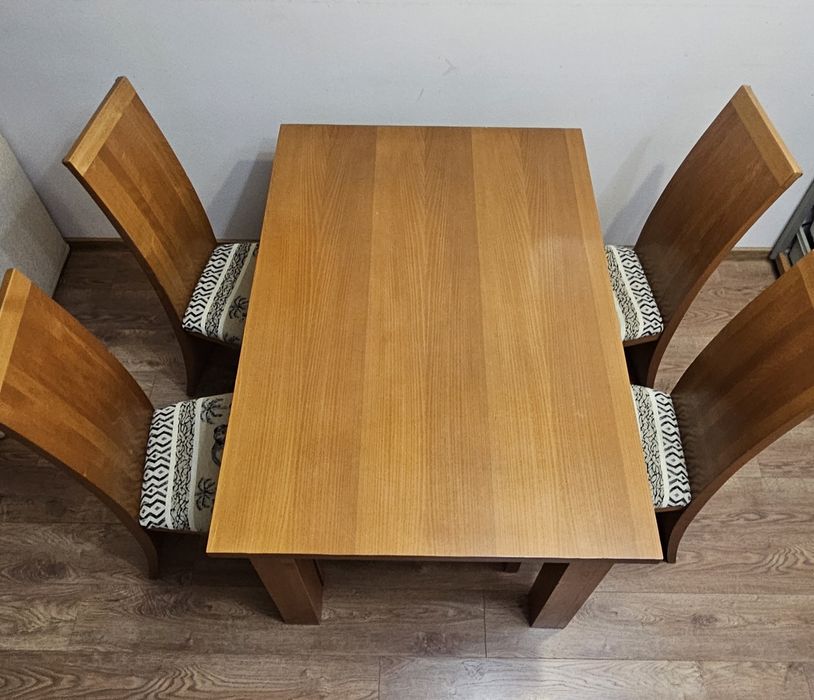 Трапезни столове Теохарови