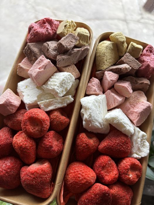 Сублимированный фрукты и морожное