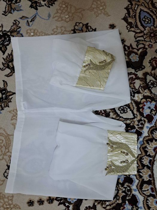 ansambl sotiladi troyka