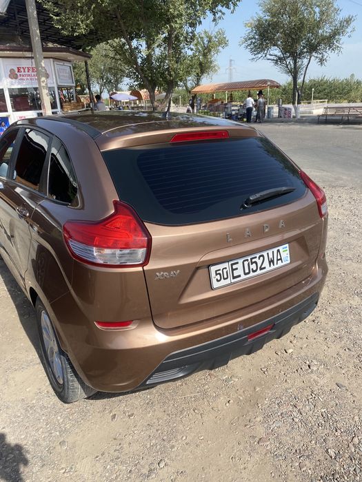 Lada x ray 2018 idyal