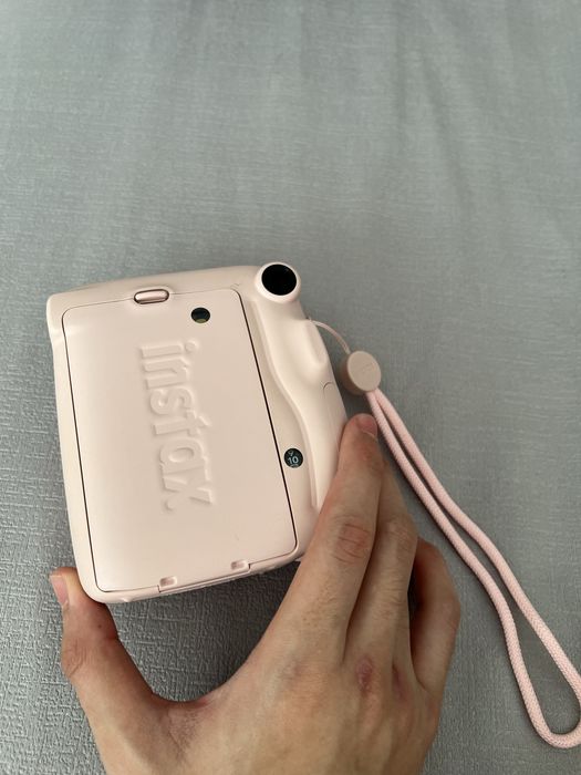 Instax Mini 11 новый