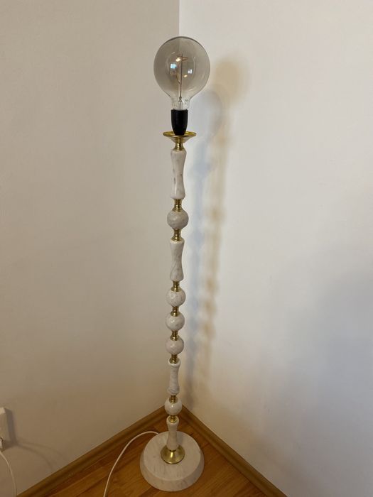 Lampadar marmură & alamă – unicat Grecia, lux, stare perfec