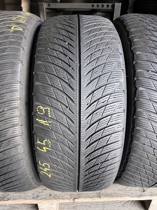 4 anvelope iarna 245/45/19 , Michelin !