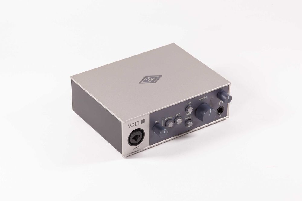 Аудио интерфейс - Universal Audio Volt 1 USB