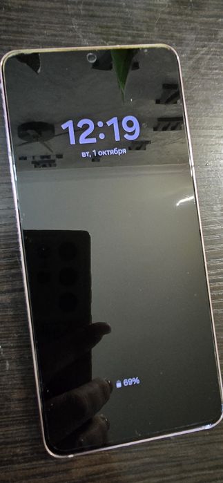 Продаю samsung s21