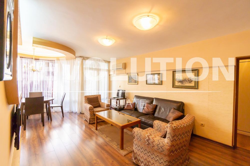 Дава се под наем Тристаен апартамент в София, Център - 86 кв.м за 850 € - Снимка #2