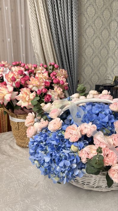 Букет корзина цветов свежие