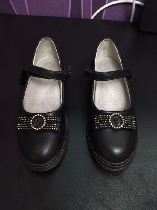 Детская обувь  любые за 2000 .