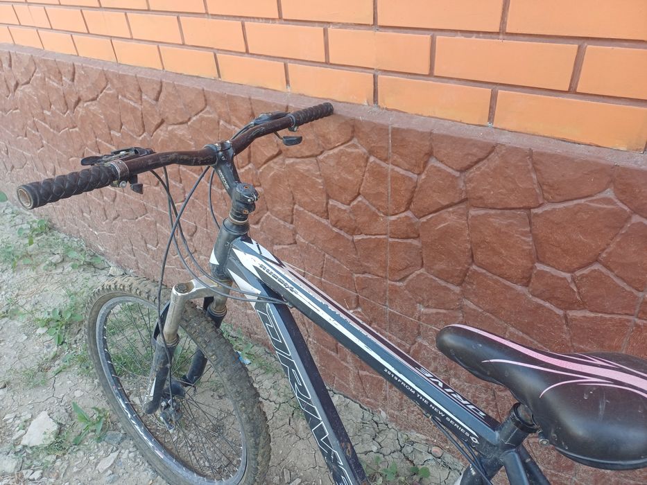 Спортивный велосипед сатылады