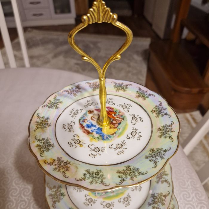 Этажерка-конфетница