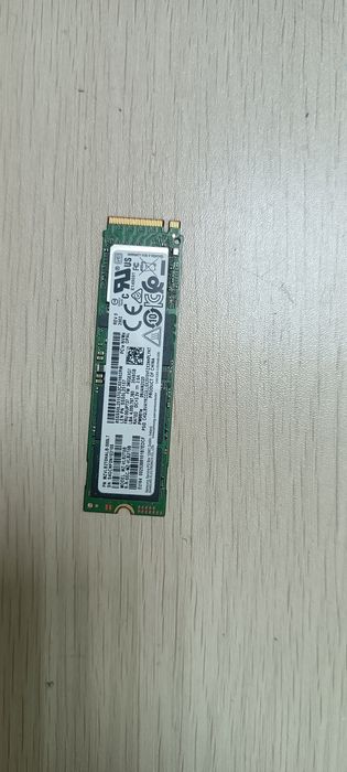 Продам ssd 2тб Samsung