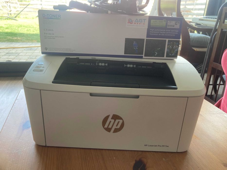 HP LaserJet Pro M15w – imprimantă laser Wi-Fi + toner extra