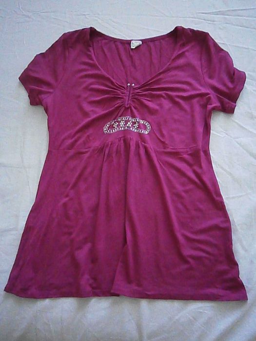 Блузки и тениски на ниски цени