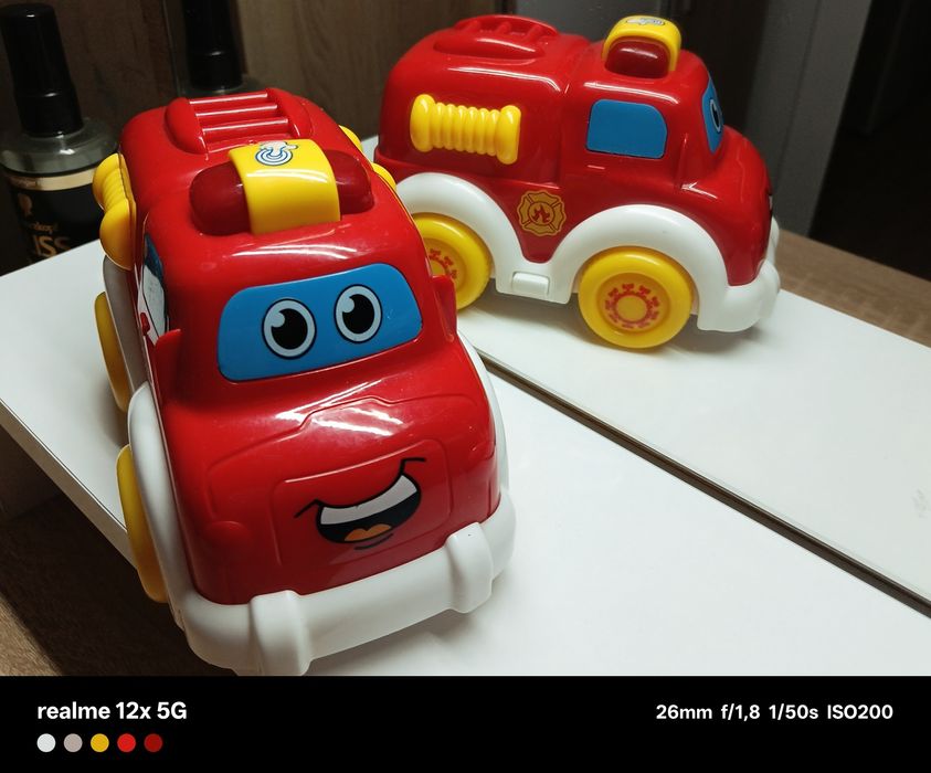 Playgro Активна играчка със светлини и звук КАМИОН JERRY'S CLASS