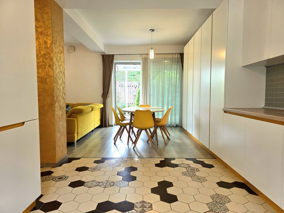 Casa cu pompa de caldura geotermala,4camere,mobilata si utilata in complex securizat