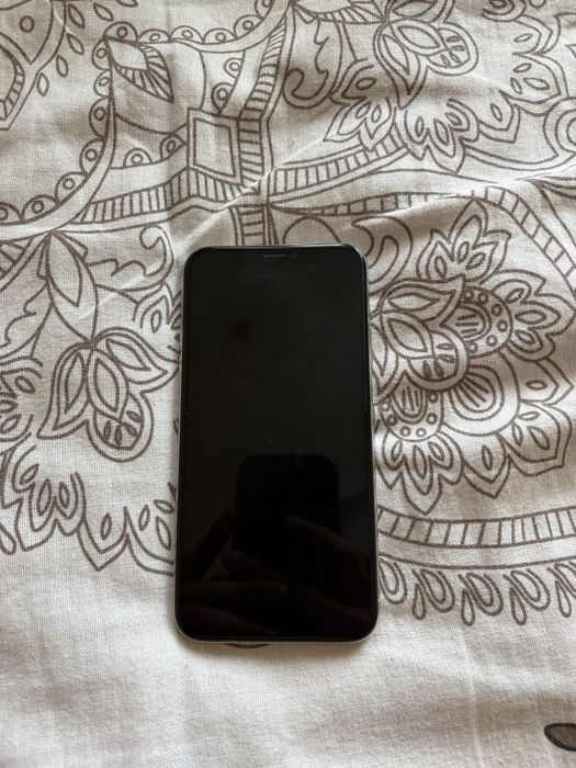 Продам Iphone на запчасти