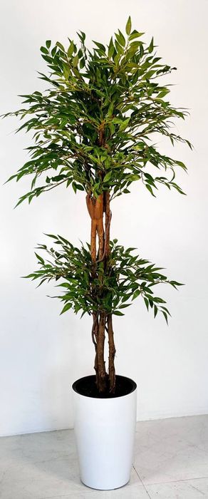 Декоративный искусственный дерево