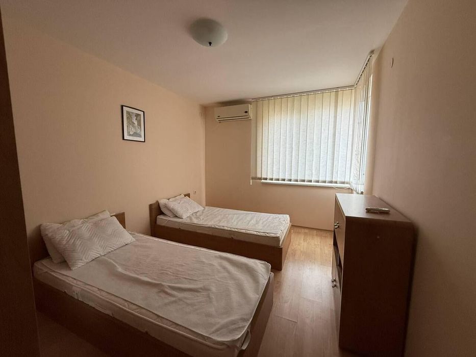 Продава се Тристаен апартамент в Бургас, Долно Езерово - 72 кв.м за 966 €/кв.м - Снимка #5