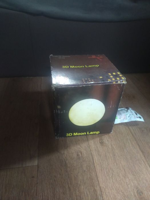 Лампа ночник луна.