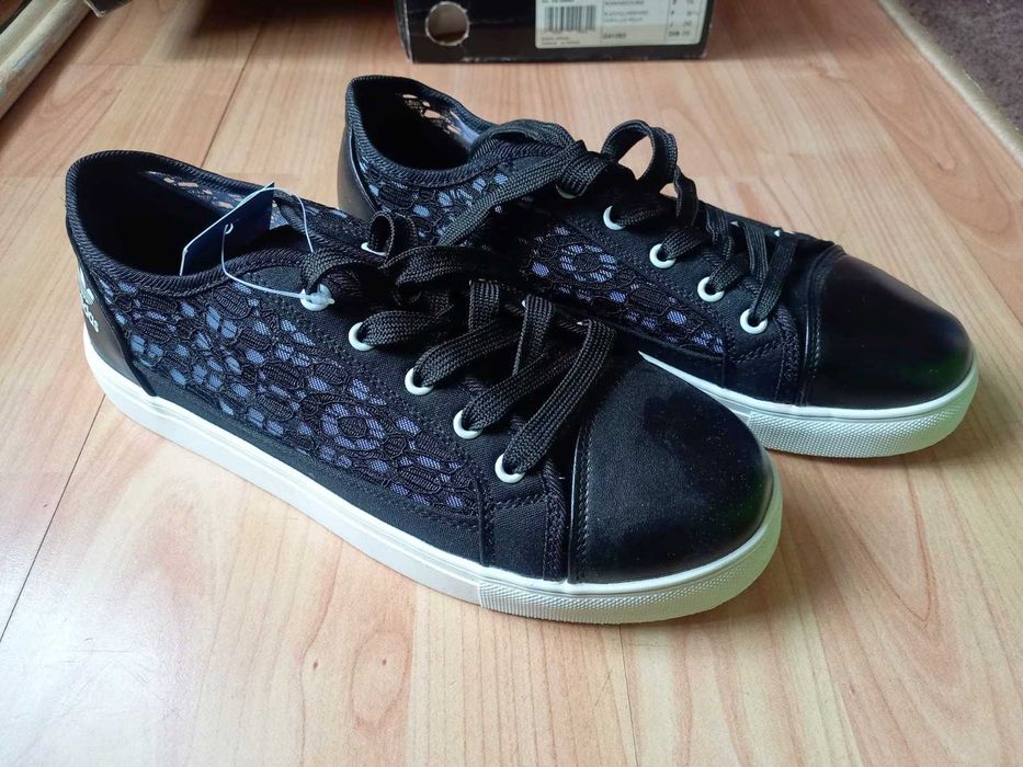 Adidasi dama Adidas originali marimea 40