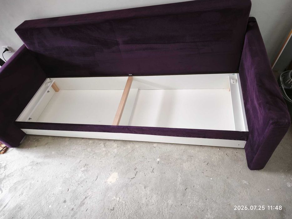 Canapea extensibilă mare - Casa Eduard, 09.2019