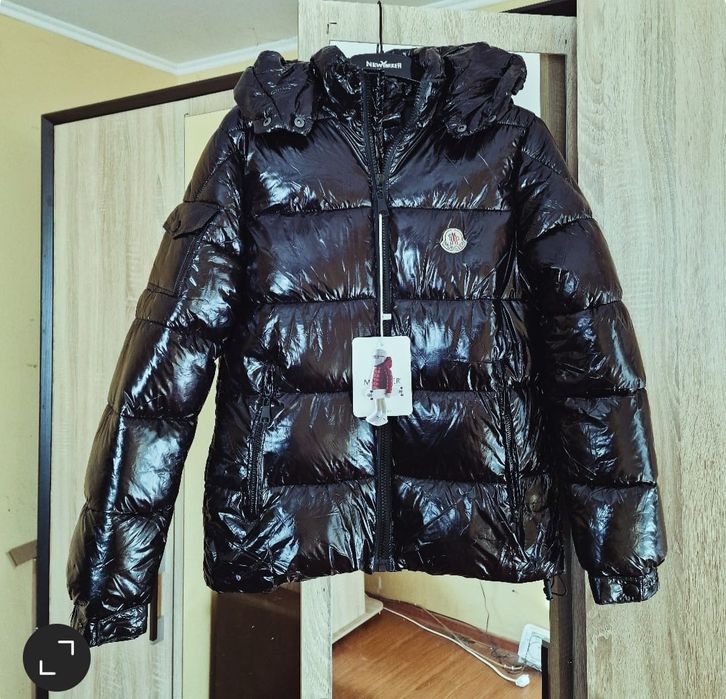 Geaca Barbat moncler.