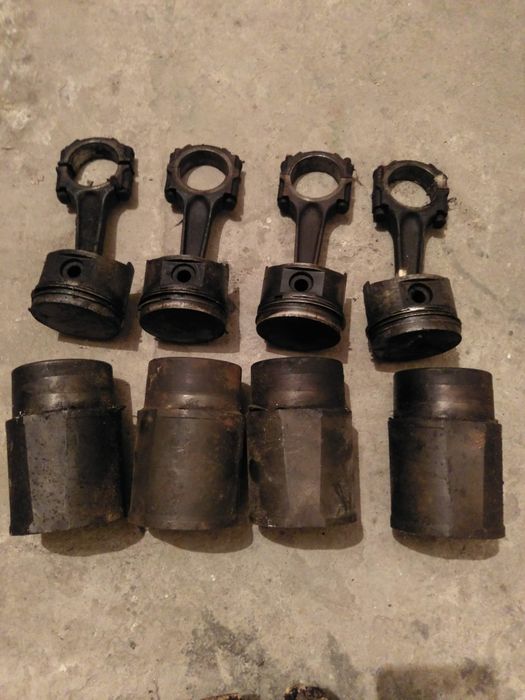 Nissan Primera P12, Peugeot 405, Лада - Жигула