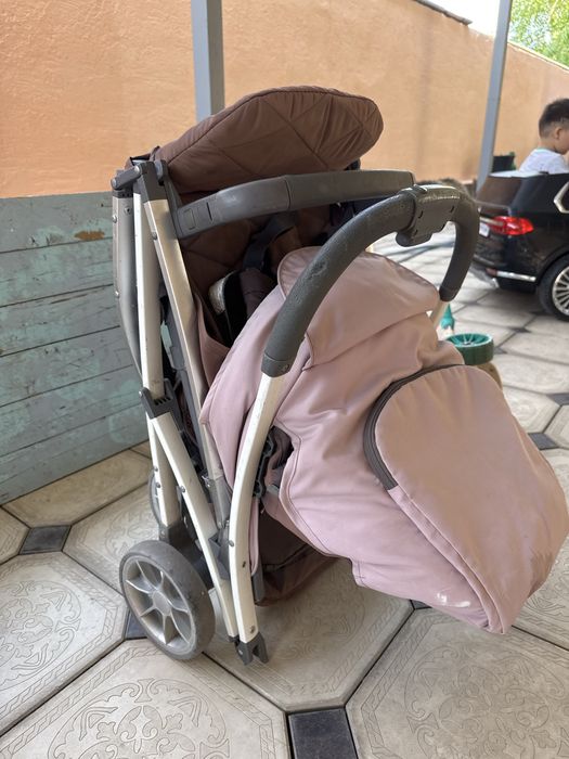 Коляска  сатамын