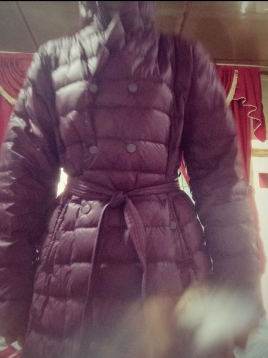 Плащ на синтепоне с био пухом.