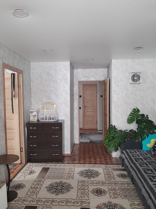 Продам квартиру 3-х.