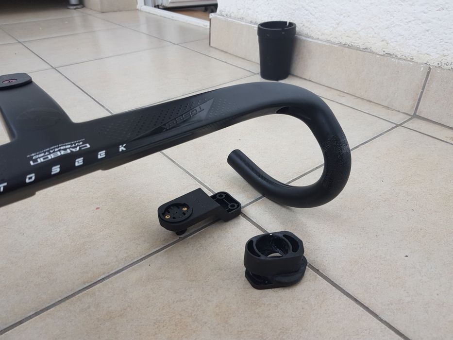 Ghidon carbon integrat