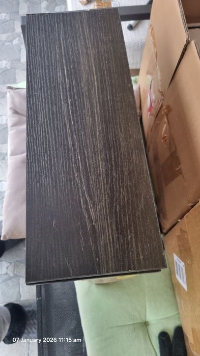 Consola ingusta cu statie incarcare