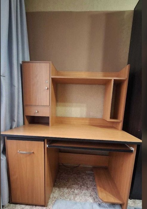 стол офисный компьютерный