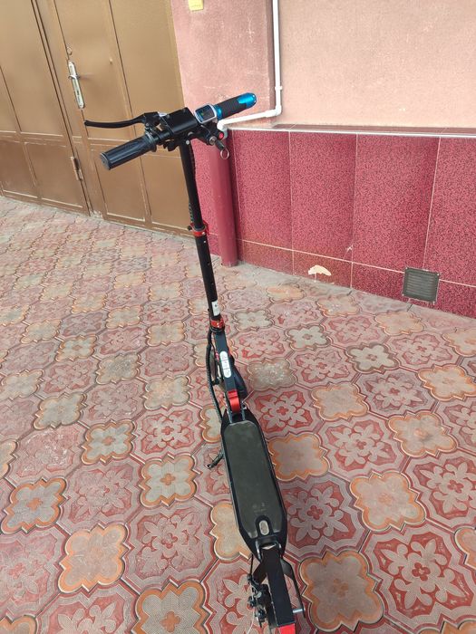 Электро самокат .