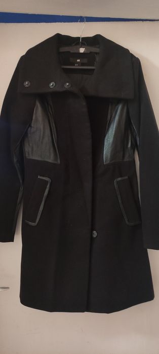 Продавам палто много малко обличано