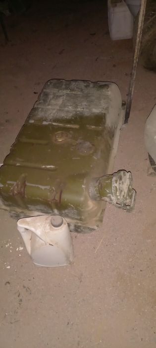 Бензо Бак зил газ 66