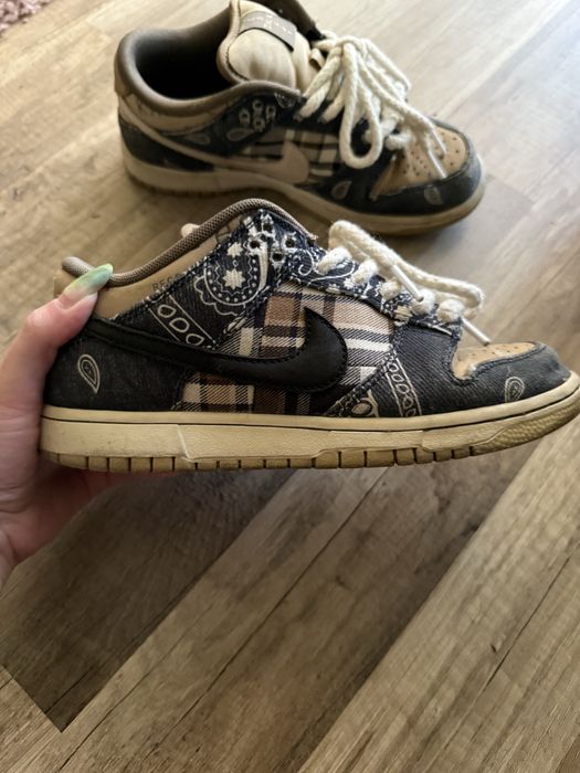 Nike SB Dunk Low Travis Scott