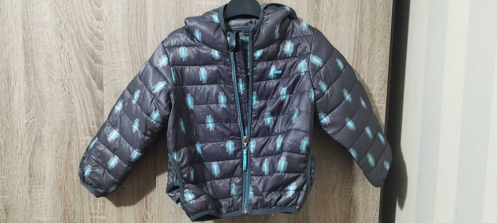 Детско яке с качулка