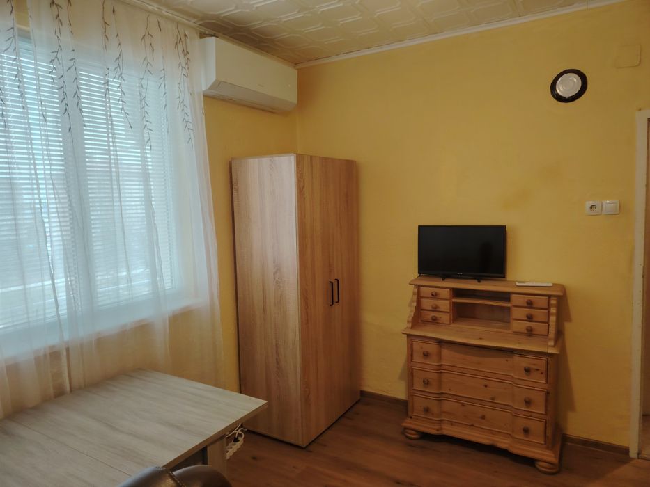 Продава се Къща в Варна, Галата - 100 кв.м за 1499 €/кв.м - Снимка #2