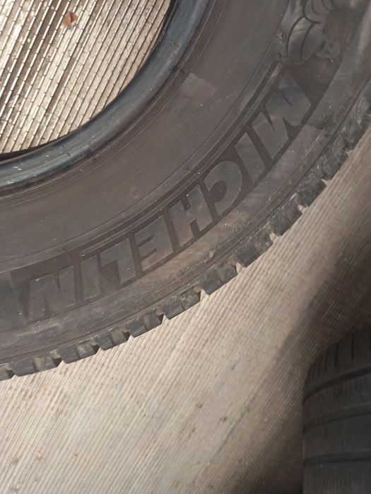 Anvelope vara 225 75 16c Michelin 2023 85mm