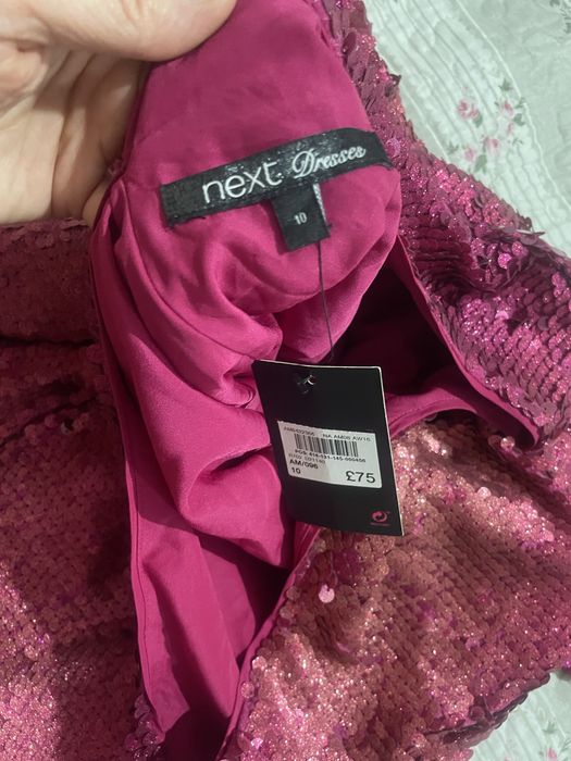 Платье с пайетками