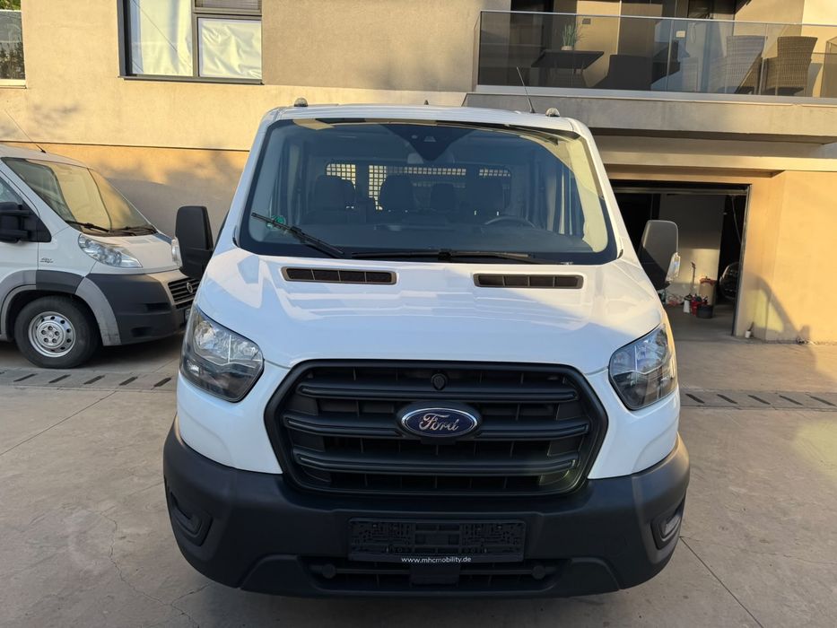 Autoutilitara Ford Transit