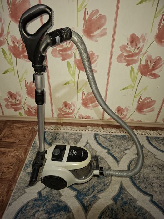 Продам пылесос Samsung