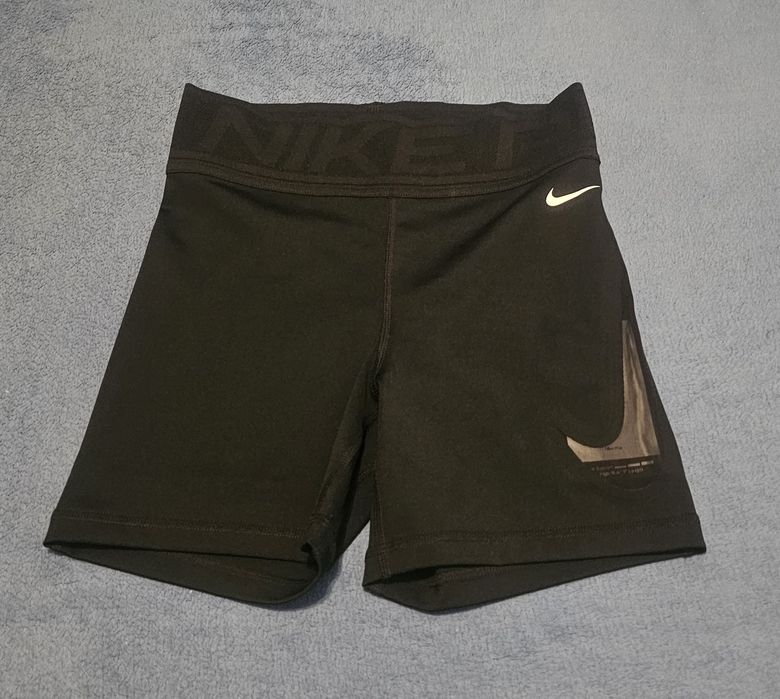 Nike Pro дамски клин