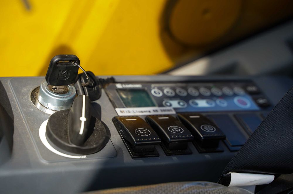 Гусеничный Экскаватор LiuGong 925E